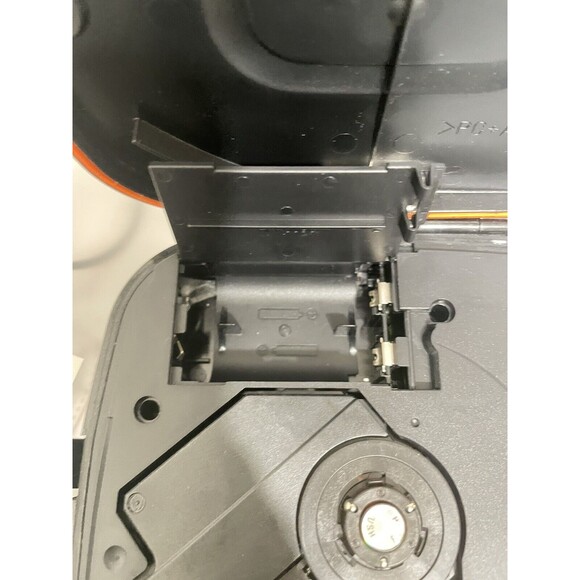 Vintage PANASONIC SHOCK WAVE Portable CD Player Yellow Black SL-SW405 Charger - Picture 11 of 12